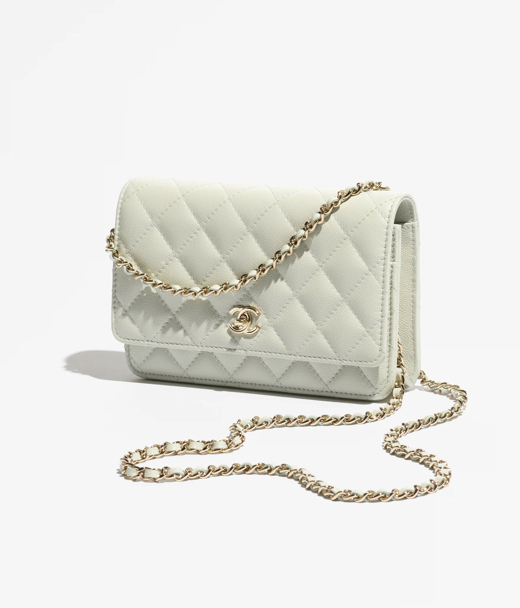 Classic Wallet on Chain Grained Shiny Calfskin & Gold-Tone Metal